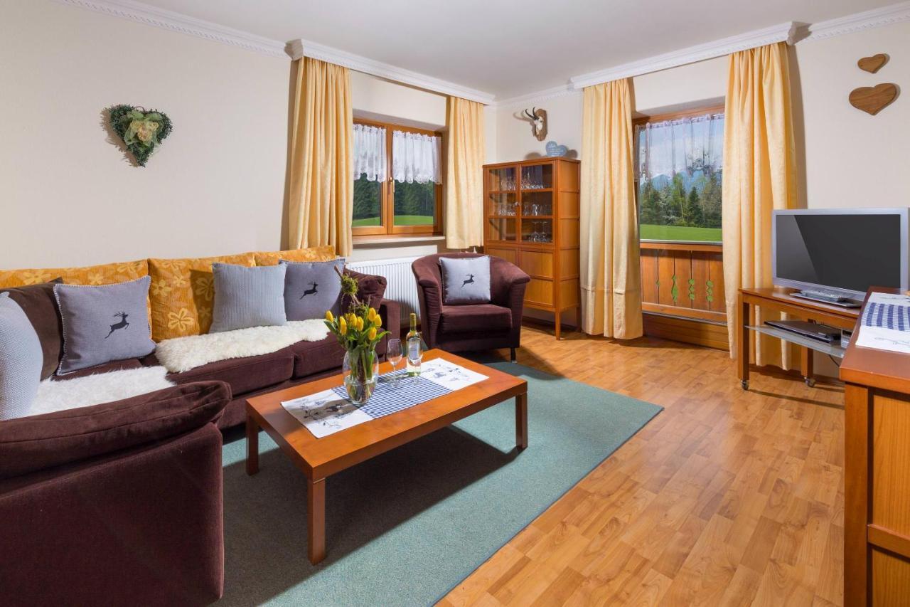Ferienwohnungen Gaestehaus Laercheck Berchtesgaden Bagian luar foto