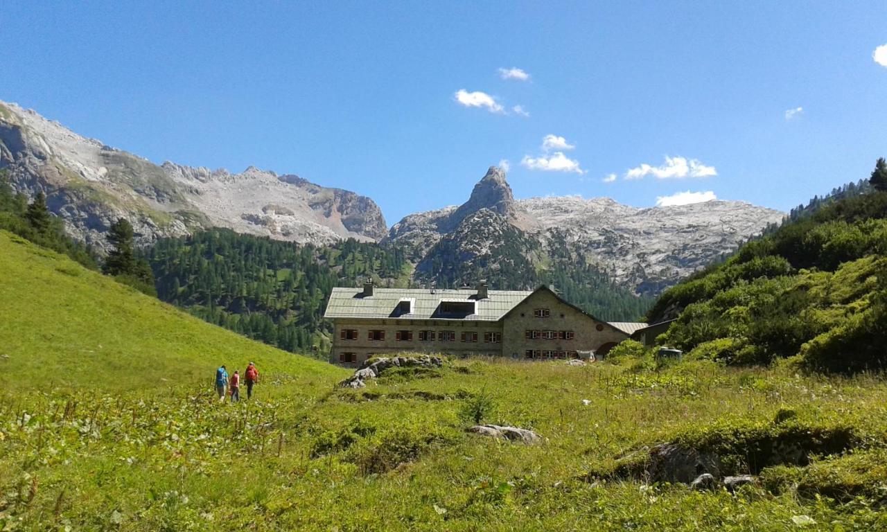 Ferienwohnungen Gaestehaus Laercheck Berchtesgaden Bagian luar foto