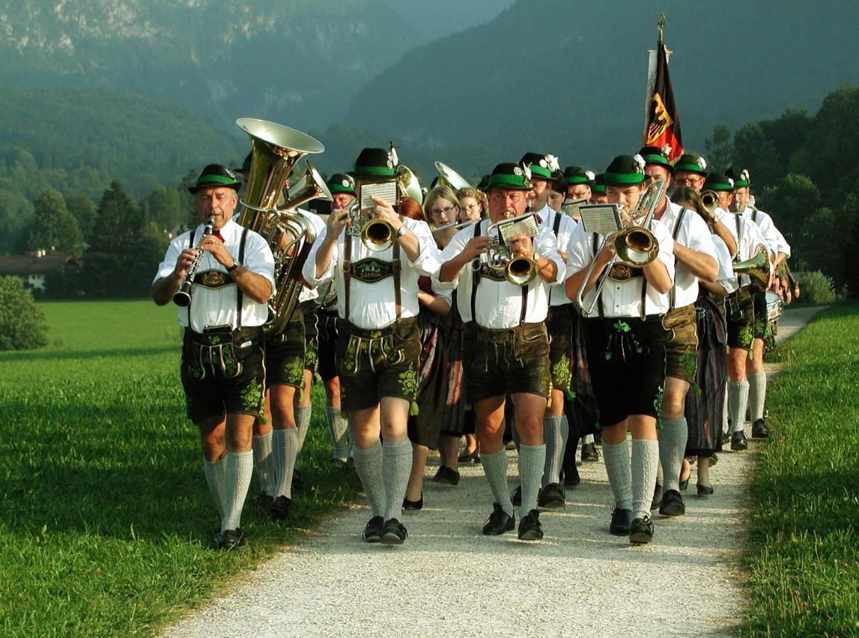 Ferienwohnungen Gaestehaus Laercheck Berchtesgaden Bagian luar foto